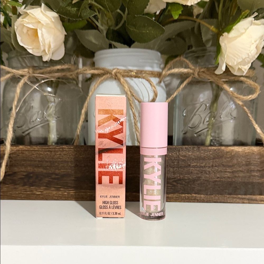 Kylie Cosmetics High Gloss – Always Shining – NIB – 0.11 oz